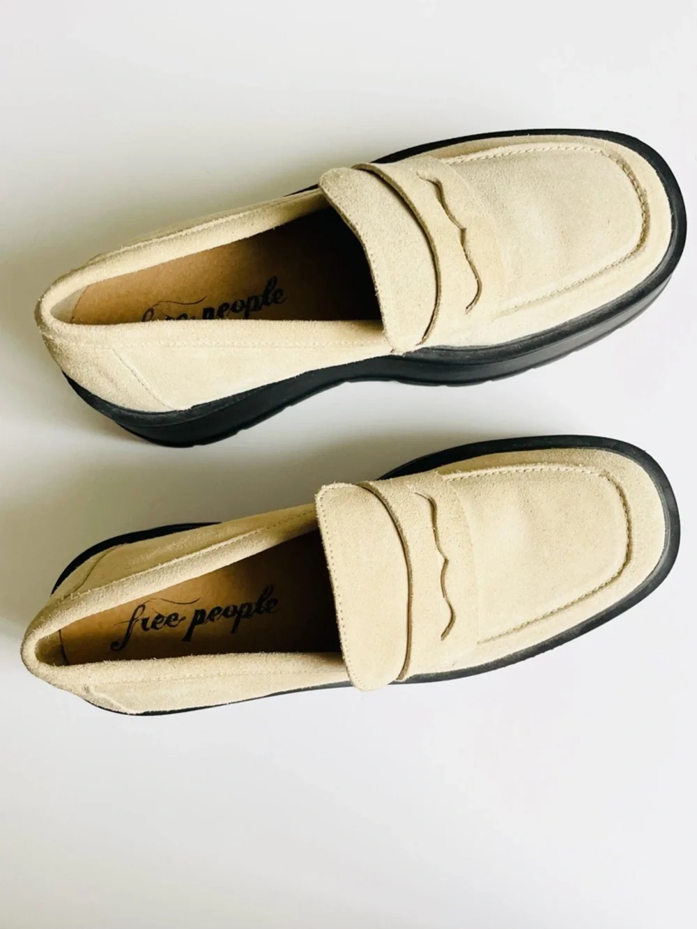 Free People SIZE 38 (US 7.5) Nico Suede Flatform loafer in Cappuccino Lug Sole